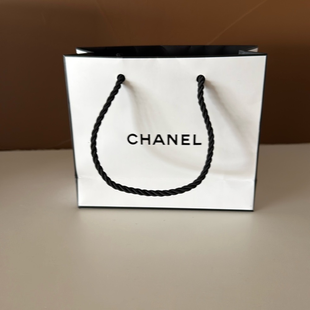 Chanel shopping bag